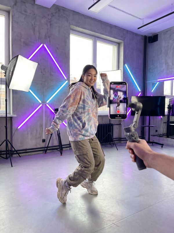 哔咔漫画短视频-潮流舞蹈挑战